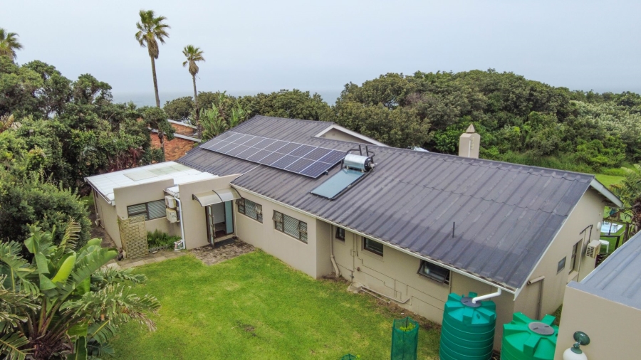 7 Bedroom Property for Sale in Marshstrand Eastern Cape